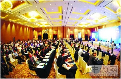 ����һ�����֫@���Aƽ�t(y��)�W(xu��)��(ji��ng)�ڵھŌý����c�l(f��)չ��ɽՓ���ϣ��@��(ji��ng)?w��)ߕ�Մ�t(y��)���c�����t(y��)�Y(ji��)��