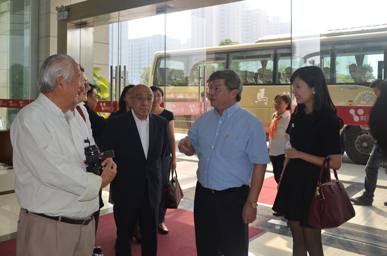 ���������A��ǰ�v�A�⽻�ٵ��L��ɽ��������̽���t(y��)ˎ�a(ch��n)�I(y��)�����C��