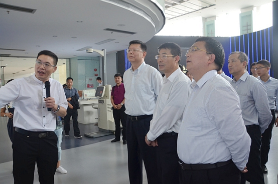 ���L(zh��ng)���m����ͬ��ͨ���h������F(tu��n)���콡������